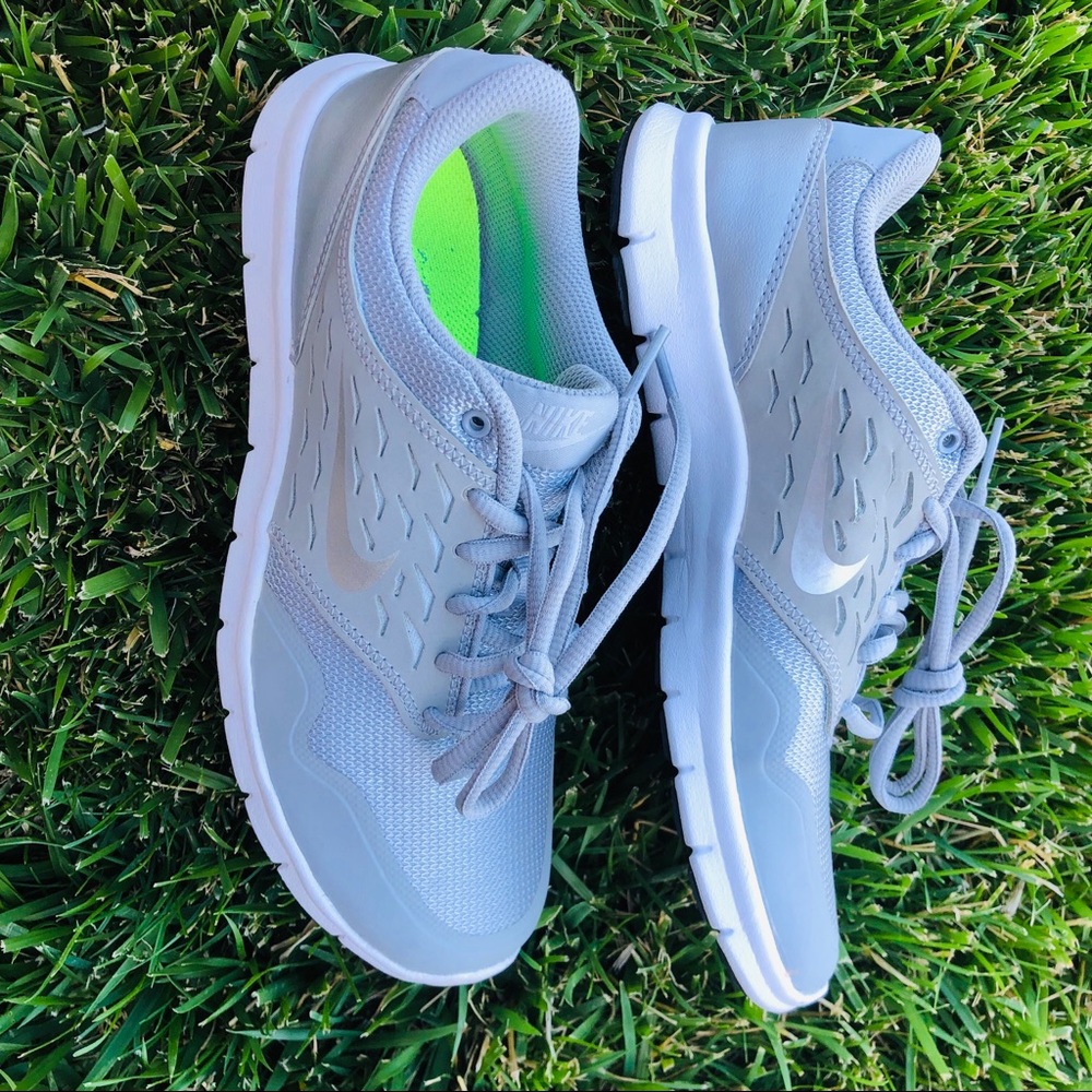 {Nike} Orive NM Women's Athletic Shoe